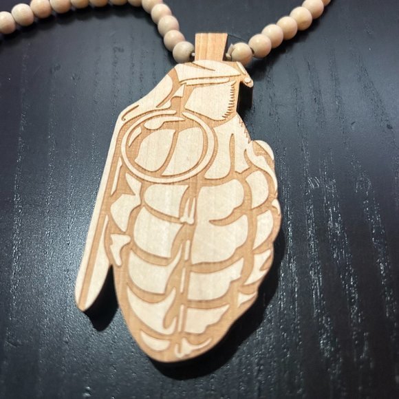 GoodWood NYC‎ Grenade Necklace Wooden Pendant Wooden Beaded - Picture 2 of 4
